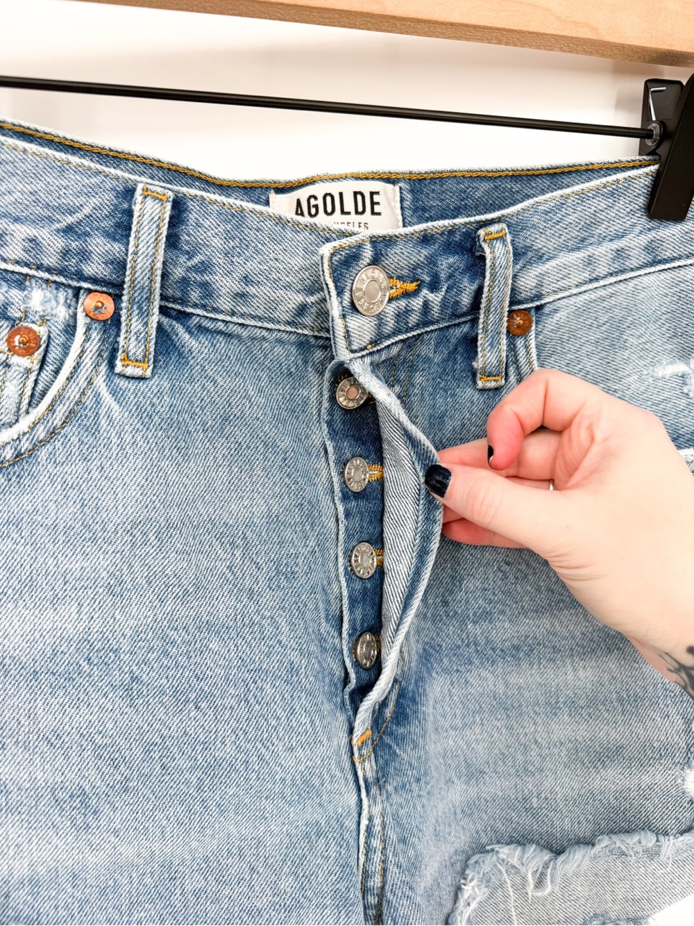 Agolde Parker Vintage Cut Off Short Size 28 - Picture 5 of 10